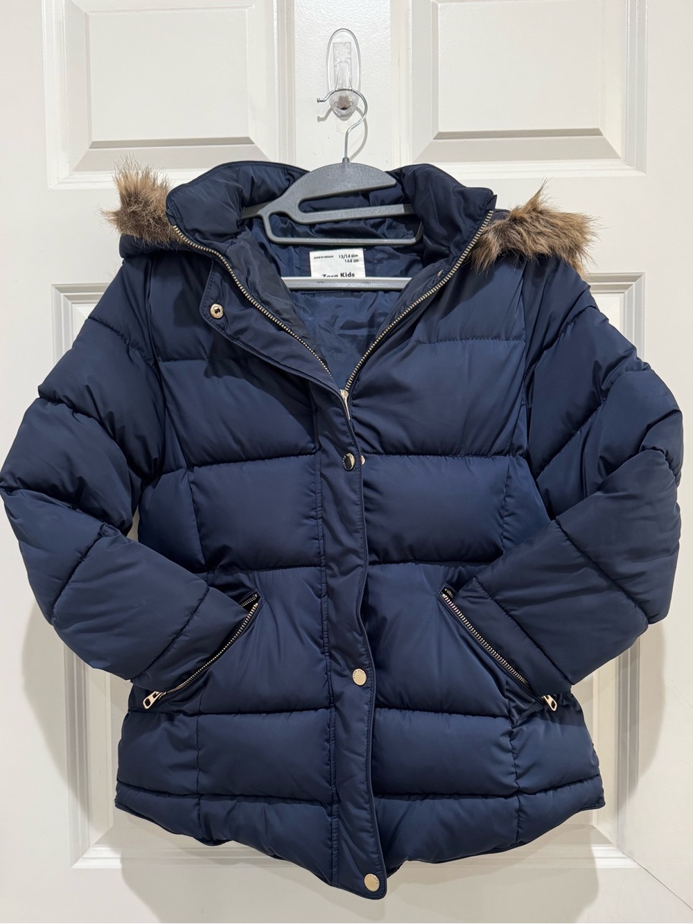 Zara Kids Girls Navy Puffer Jacket with Faux Fur Hood size 13/14